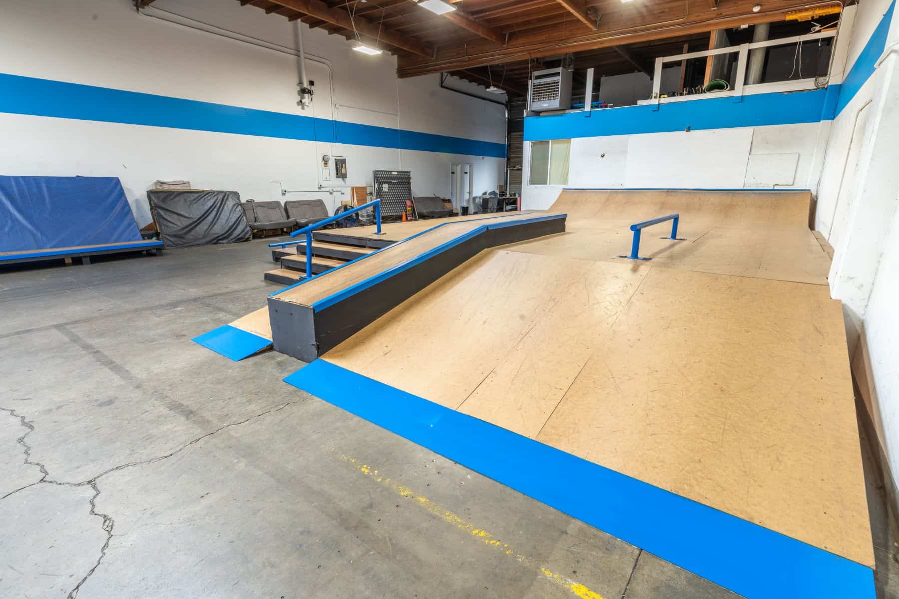 Rob Skate - San Leandro Private Skatepark 12